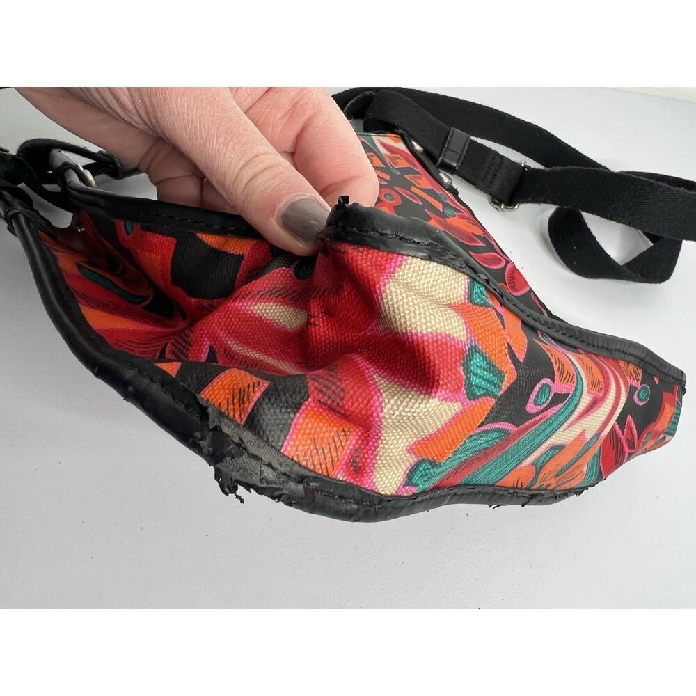 Fossil Multicolor Floral Abstract Crossbody Purse Bag - Picture 9 of 14